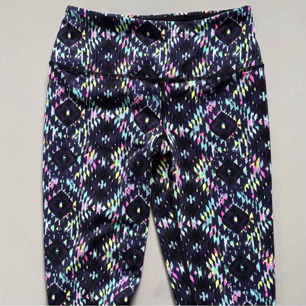 VICTORIA’S SECRET VSX Knockout Bold Neon Aztec Geometrical Print Sport Leggings - Picture 6 of 8